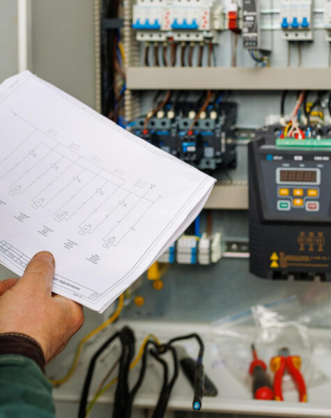 Projetos Elétricos em Baixa e Média Tensão (1)